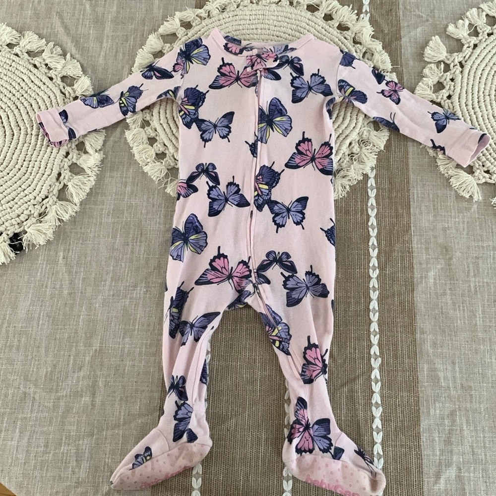 🦋 6-12M Pajama Footed Onsie Baby Gap